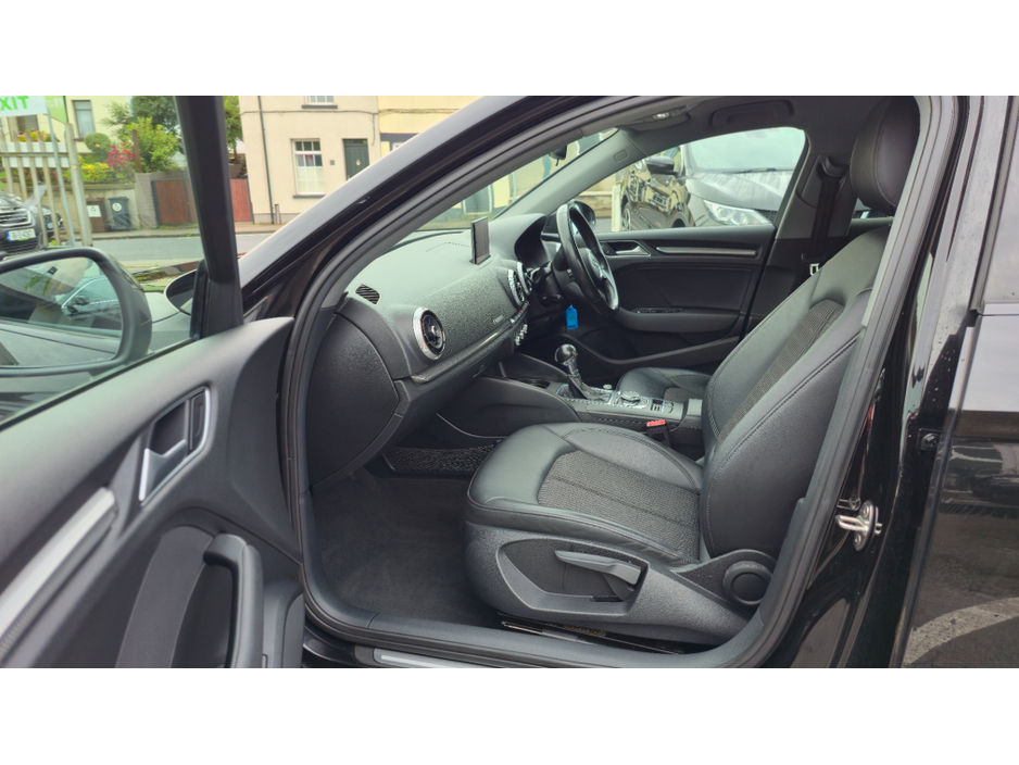 2017 Audi A3 Saloon LIMOUSINE 1.6 TDI 110 SE ST 4DR AUTO €16,450