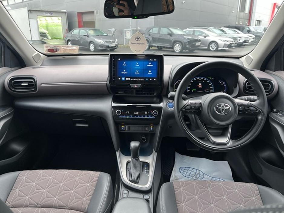 2022 Toyota Yaris Cross YARIS CROSS SOL €27,950