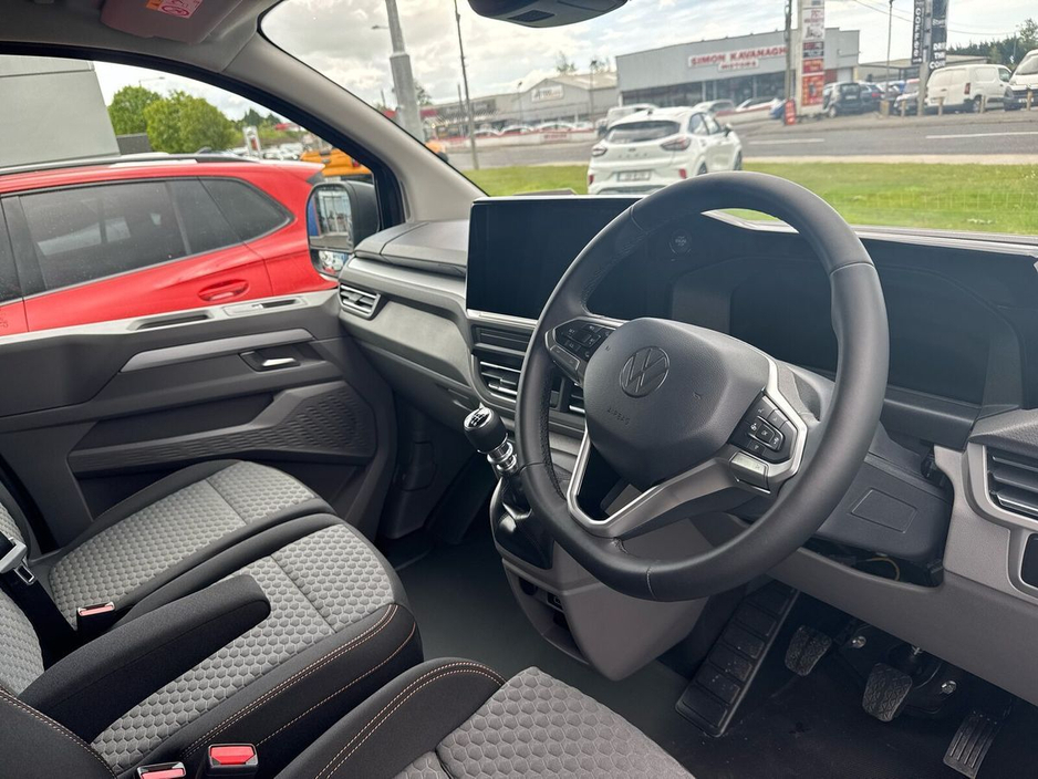 2025 Volkswagen Transporter  €42,475