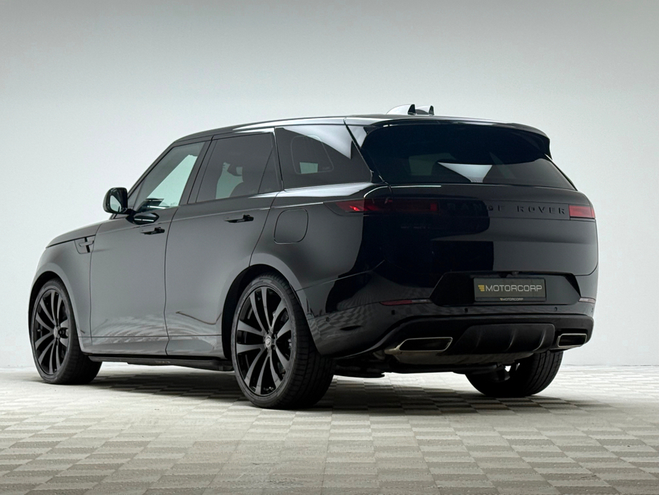 2024 Land Rover Range Rover Sport DYNAMIC P460E €112,990