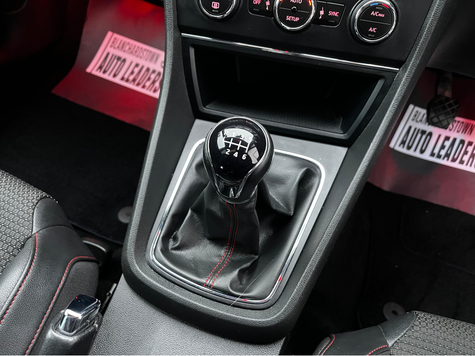 2015 SEAT Leon 1.4 TSI FR 125BHP NAV €10,900