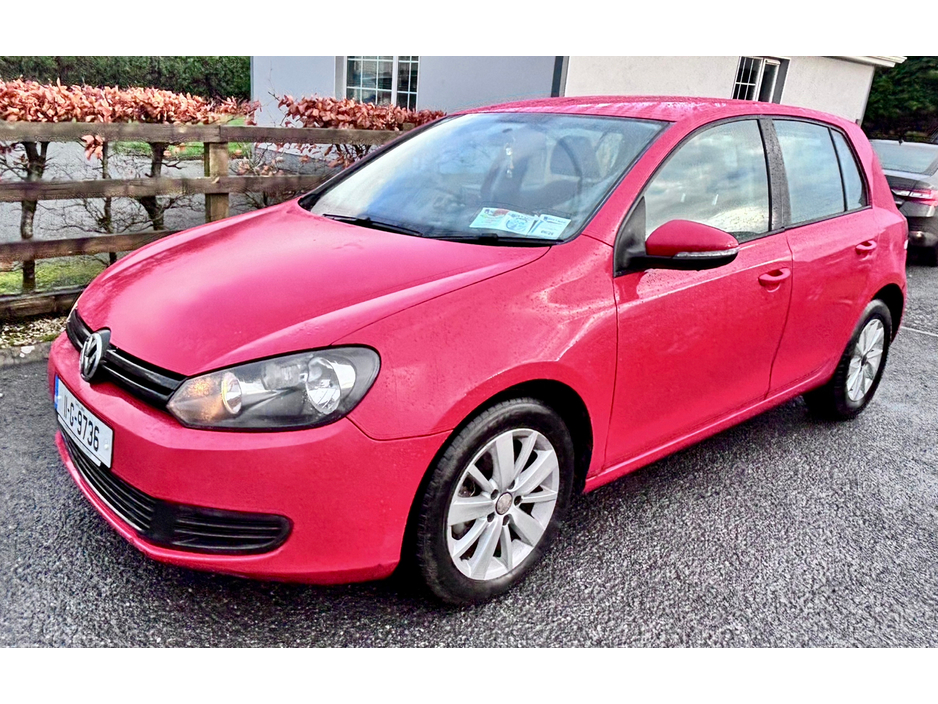 2011 Volkswagen Golf  €6,000