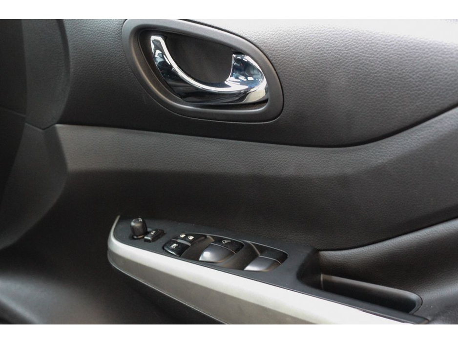 2021 Nissan Navara TEKNA 2.3DCi AUTOMATIC €32,899