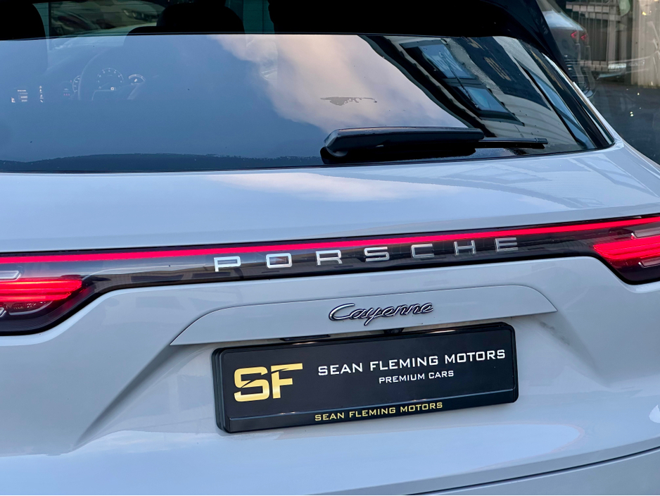 2021 Porsche Cayenne *N1 5 SEAT BUSINESS EDITION* V6 HYBRID 5DR AUTO