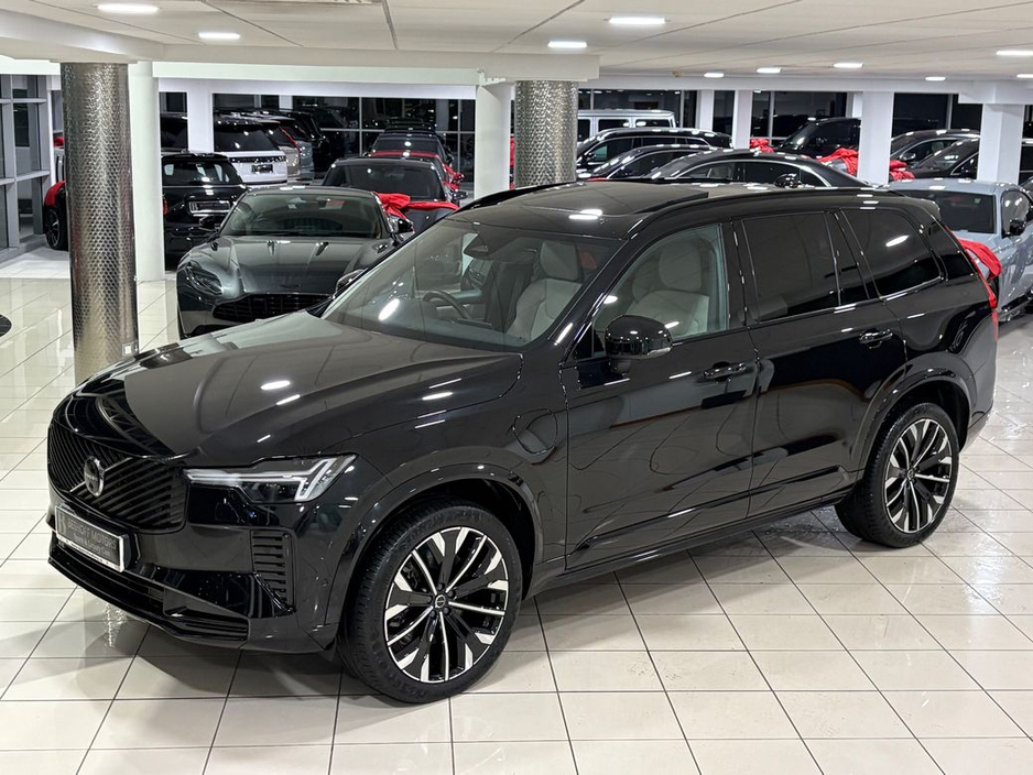 2025 Volvo XC90 T8 PLUS AWD 7-SEATER=BLONDE LEATHER//PAN ROOF//AS NEW=2 YEAR WARRANTY=TAILORED FINANCE PACKAGES INCL PCP AVAILABLE=TRADE IN'S WELCOME €81,995