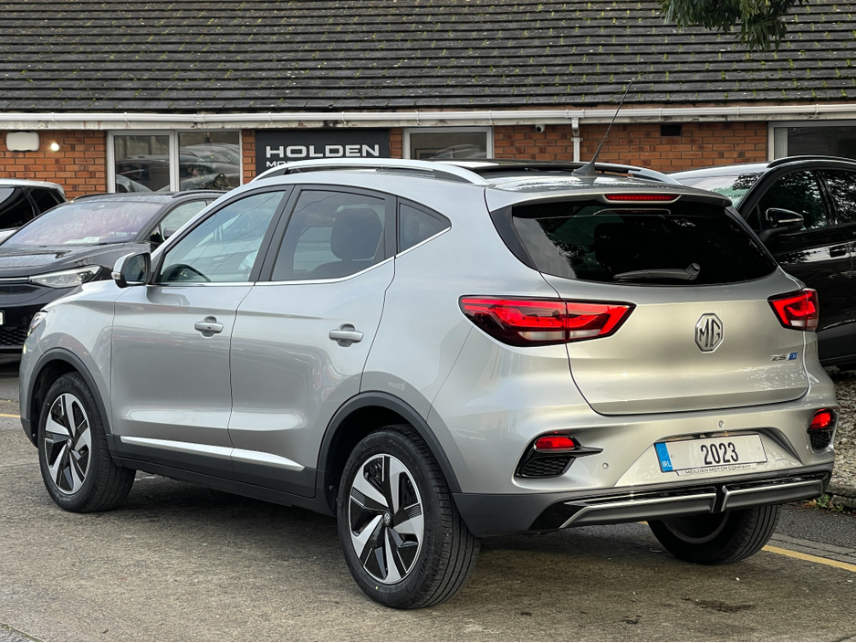 2023 MG ZS ZS..HUGE SPEC..WARRANTY INCLUDED..FINANCE PROVIDED €24,900