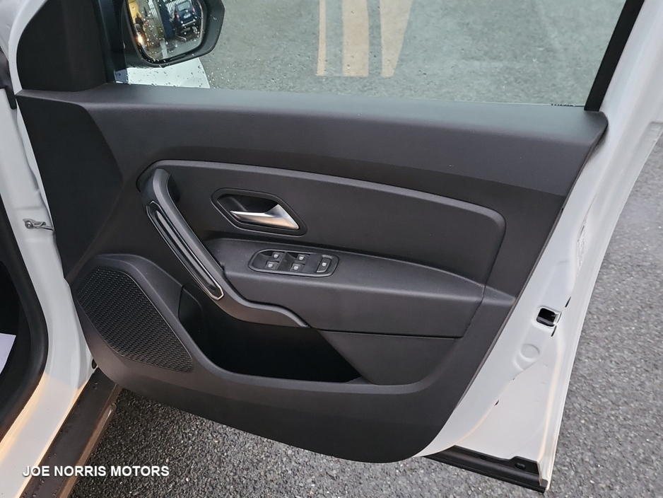 2019 Dacia Duster COMFORT BLUE DCI 115 MY 4DR €14,995