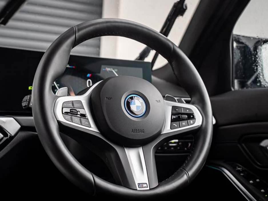 2024 BMW 3 Series 330E M SPORT €43,950