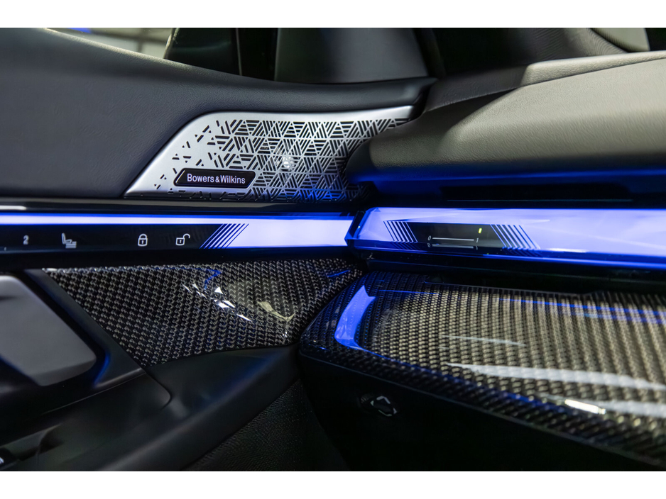 2025 BMW M5  €132,950