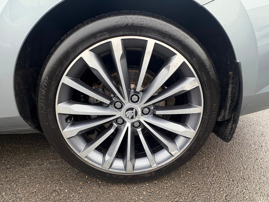 2019 Skoda Superb L&K 2.0tdi 150HP *Huge Spec* €24,950