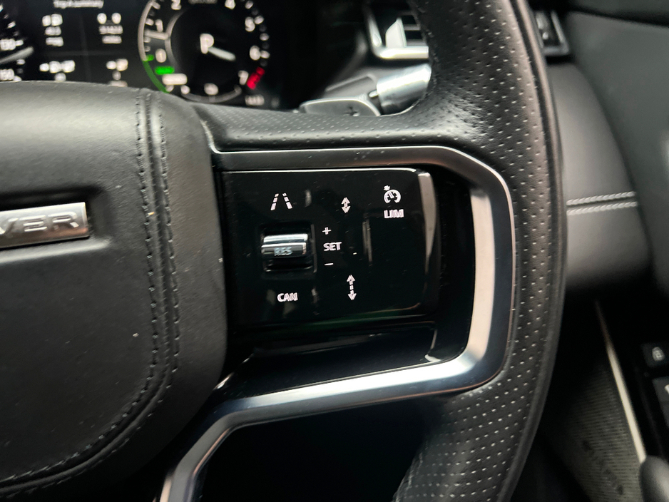 2022 Land Rover Range Rover Velar R-DYNAMIC HSE P400E *PAN ROOF* €52,990