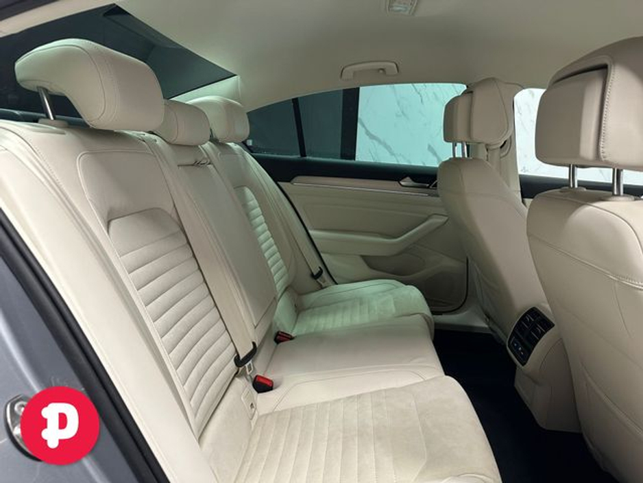 2018 Volkswagen Passat Highline 1.6TDI 120HP 4DR - Straight Sale Discount €19,950