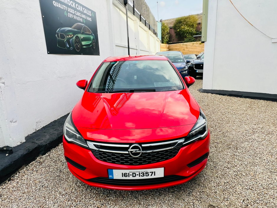 2016 Opel Astra  €7,950