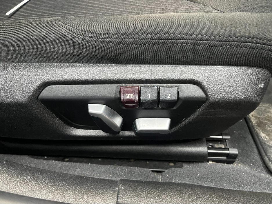 2017 BMW 3 Series €17950! 2017 BMW 320D 2.0 AUTOMATIC / ELECTRIC MEMORY SEATS / REVERSE CAMERA / CRUISE CONTROL €17,950