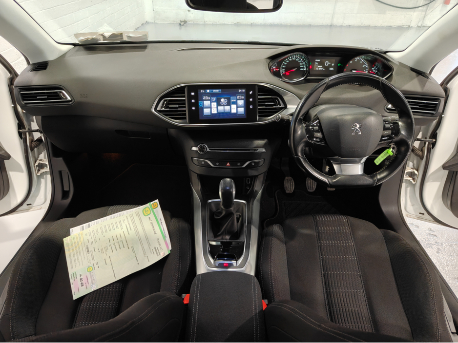 2016 Peugeot 308 ALLURE 1.2 110 4DR €8,750