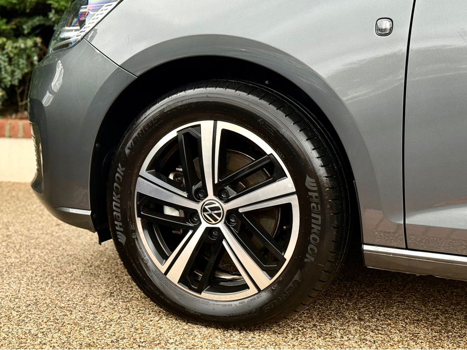 2025 Volkswagen Caddy CARGO ED TDI 122BHP A7F 2 €32,950