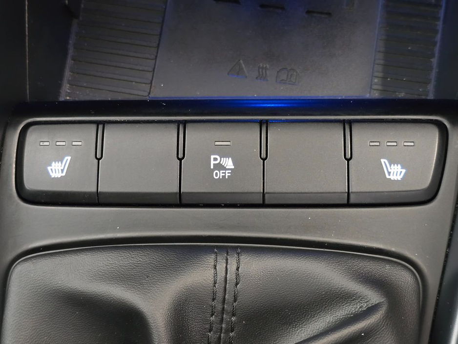 2022 Hyundai Bayon Executive Plus 2 Tone 5DR €17,950