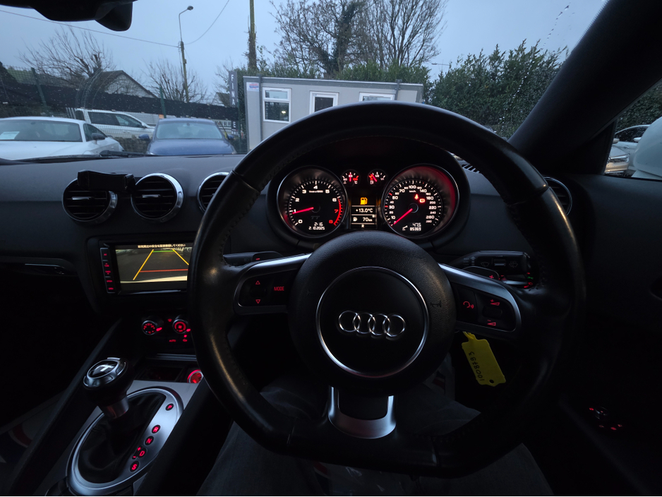 2013 Audi TT LOW KLM 1.8 TFSI AUTOMATIC  REV CAMERA ALLOYS SIMI DEALER €14,450