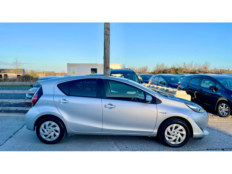 2019 Toyota Aqua Hybrid €12,299