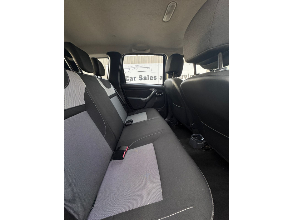 2017 Dacia Duster PRESTIGE 1.5 DCI 110 4X2 4DR €9,400