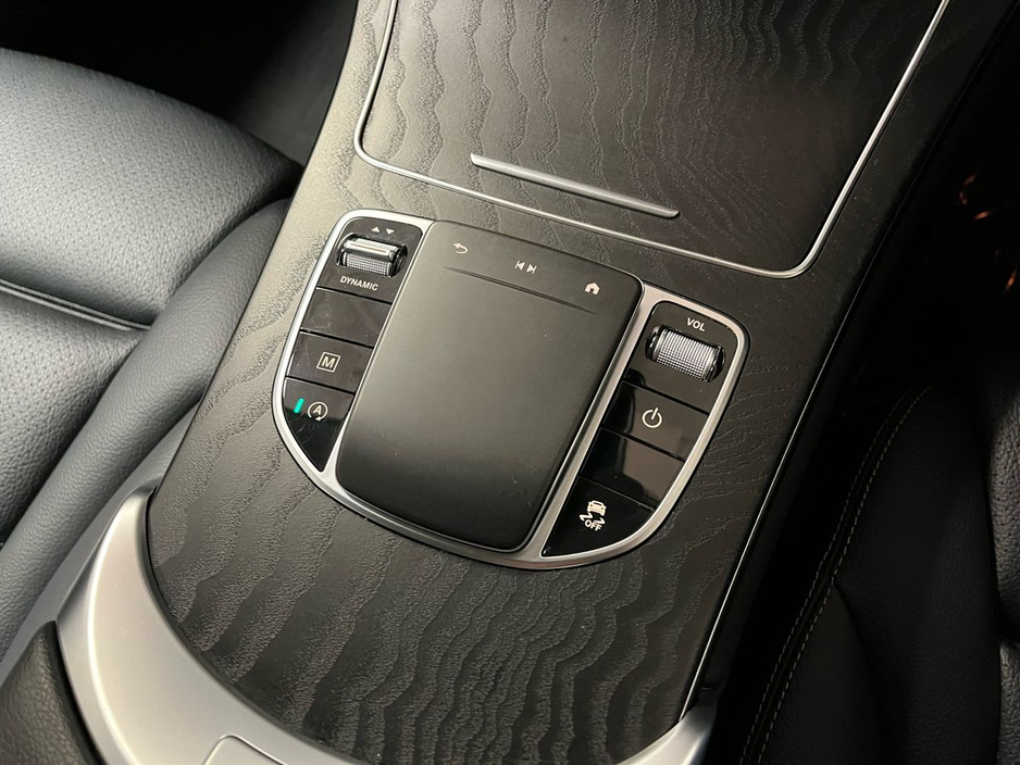 2022 Mercedes-Benz GLC Class 220d 4Matic - Reversing Camera - Climate Control - Heated Seats - Auto Lights/Wipers - €55,950 or €56,900 with Supagard Vehicle Protection & GAP Insurance €53,950