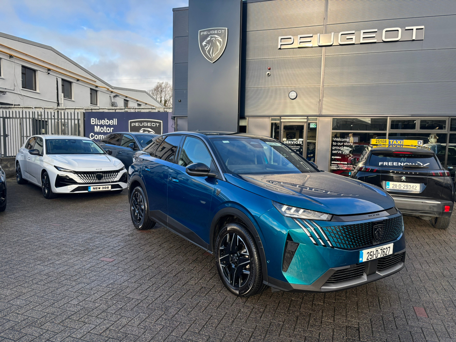 2025 Peugeot 3008  €42,950