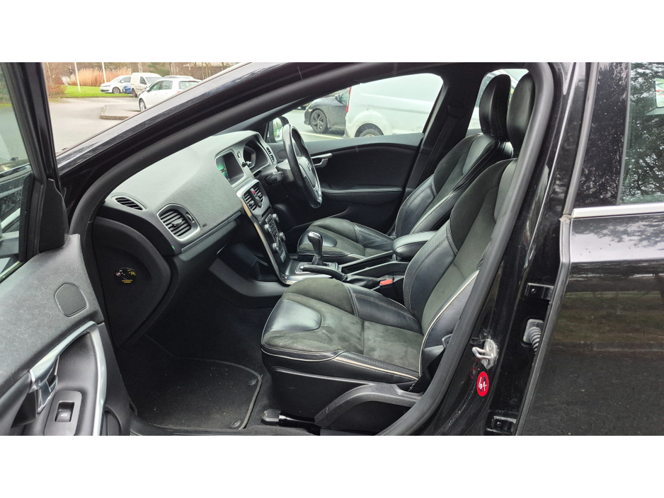 2016 Volvo V40 2.0 D2 R-DESIGN 120BHP 5DR 40 SERIES €8,250