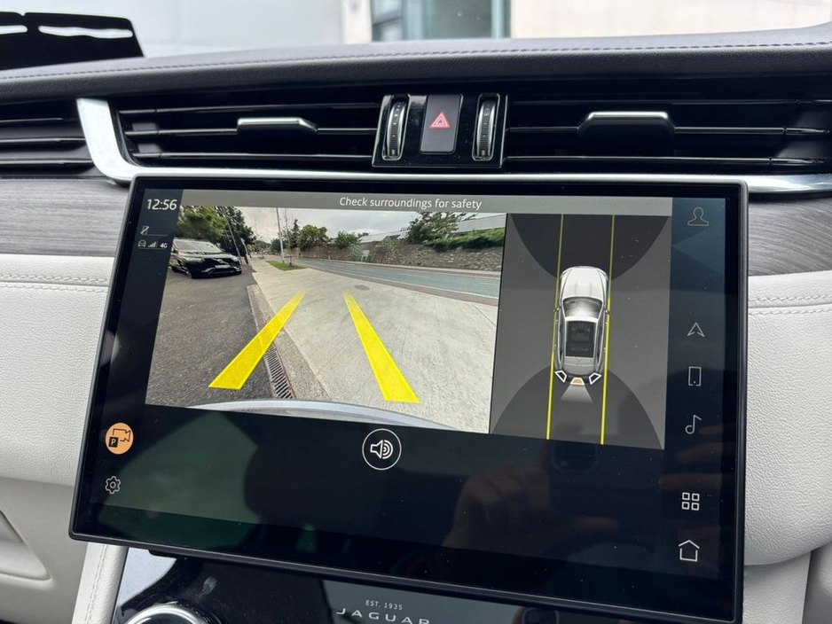 2022 Jaguar F-Pace 2.0 P400E, PHEV S, PAN ROOF, IVORY INTERIOR €41,990