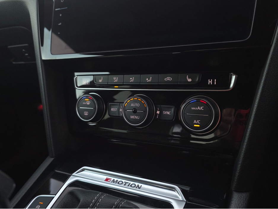 2018 Volkswagen Arteon 2.0 TSI R LINE EDITION 280BHP VIRTUAL DASH FULL LEATHER HEATED ELECTRIC SEATS SAT NAV CARPLAY ANDROID AUTO BLIND SPORT PARKING SENSORS SELF PARKING ASSIST 360 CAMERA €29,500