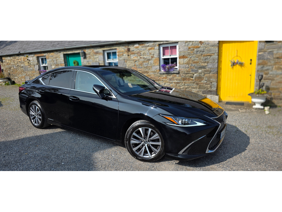 2020 Lexus ES 300 H 300H  .EXECUTIVE HYBRID €32,500