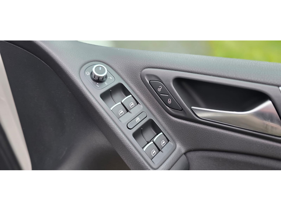 2012 Volkswagen Golf 2.0 TSI GTI €15,995