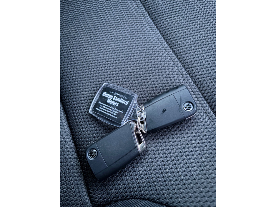 2015 Volkswagen Golf  €10,995