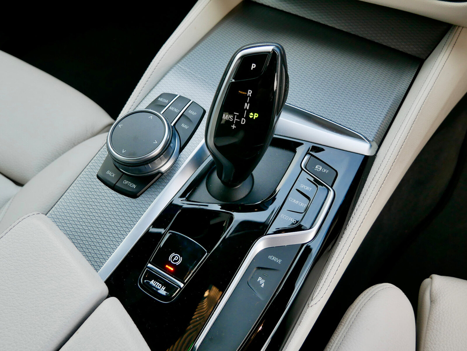 2020 BMW 5 Series 530e M Sport Auto €34,950