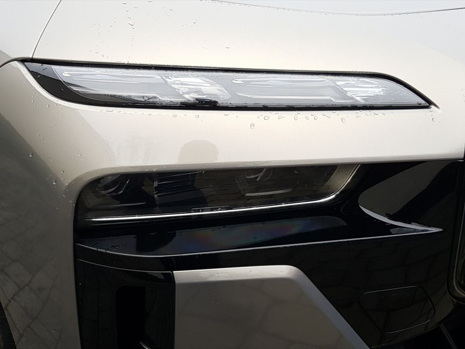 2024 BMW 7 Series 750e M Sport Pro €99,995