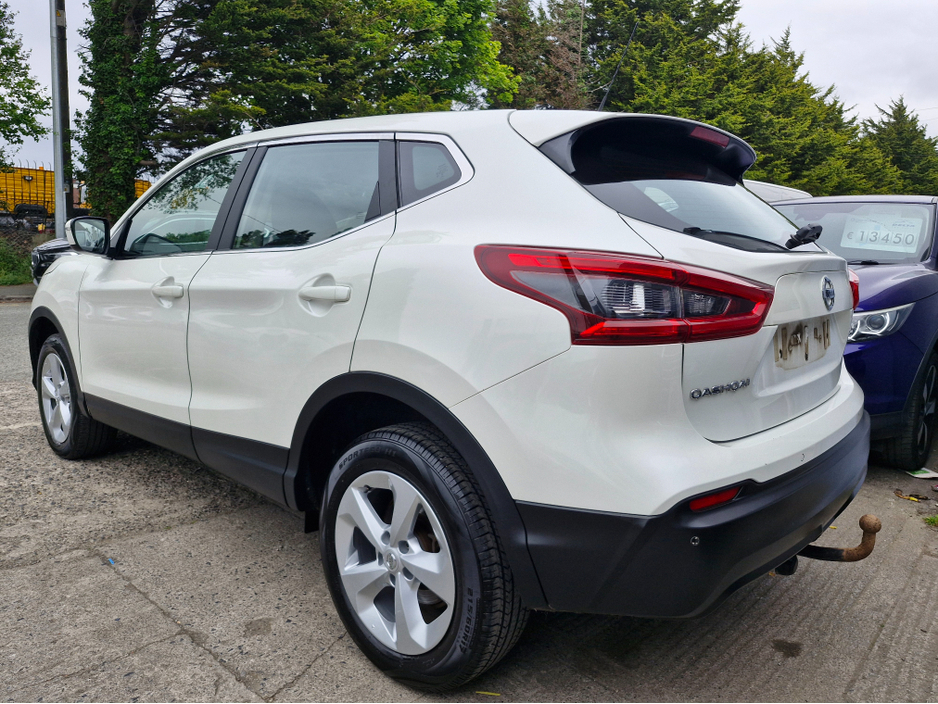 2018 Nissan Qashqai ACENTA 1.5 DCI 110BHP NCT 05/27 FINANCE AVAILABLE @ €57 PER WEEK 2 KEYS/ BLUETOOTH/ CRUISE CONTROL/ USB/ AUX/ ELECTRONIC HANDBRAKE/ HISTORY CHECKED €12,700