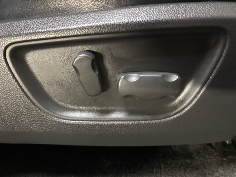 2021 Mitsubishi L200  €29,950