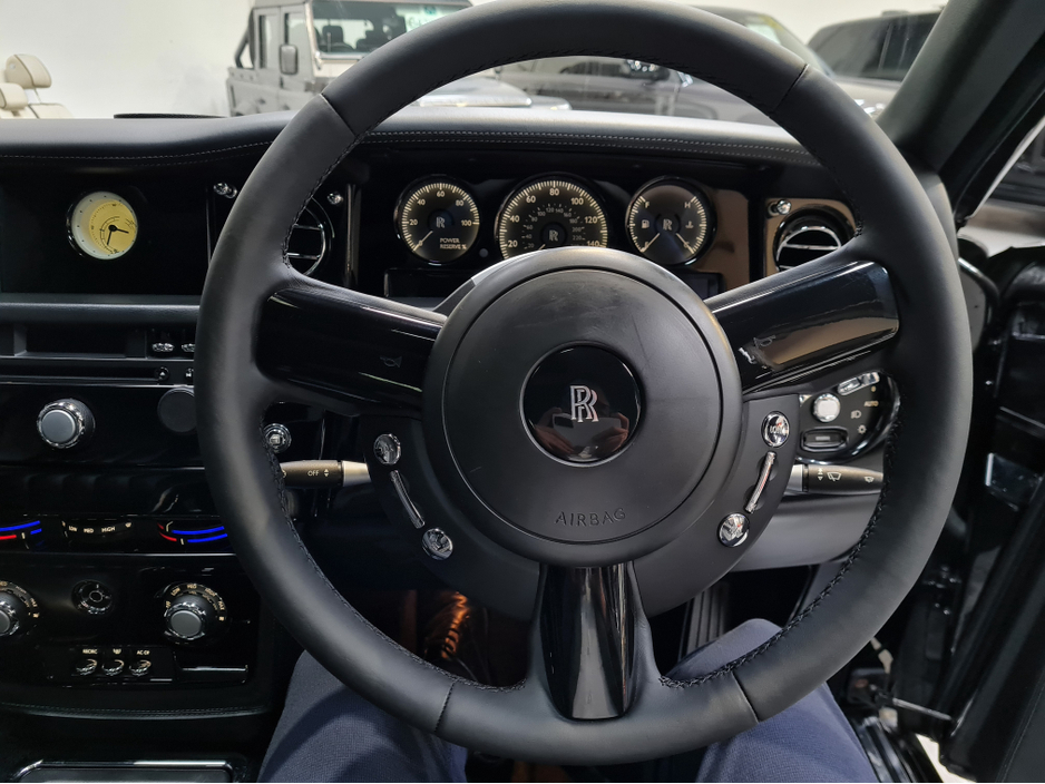 2007 Rolls-Royce Phantom 6.75 V12  MANSORY €99,950