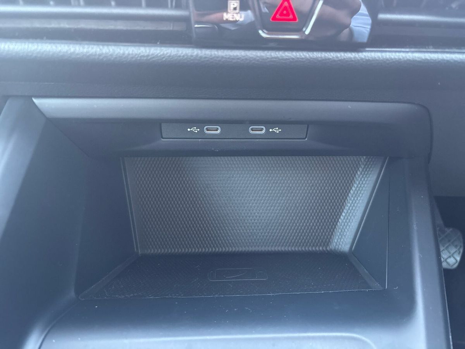 2024 Volkswagen Golf 1.0 TSI 110HP Life €24,975