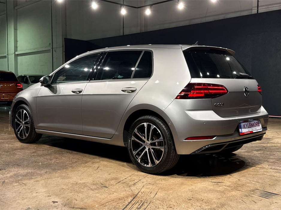 2020 Volkswagen Golf COMFORT LINE MEISTER - UPGRADED FACTORY ALLOYS - CRUISE CONTROL - REVERSE CAMERA - DIGITAL DASH €21,950