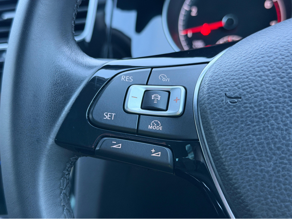 2017 Volkswagen Golf 1.4 TSI 140HP HIGHLINE AUTO €18,950