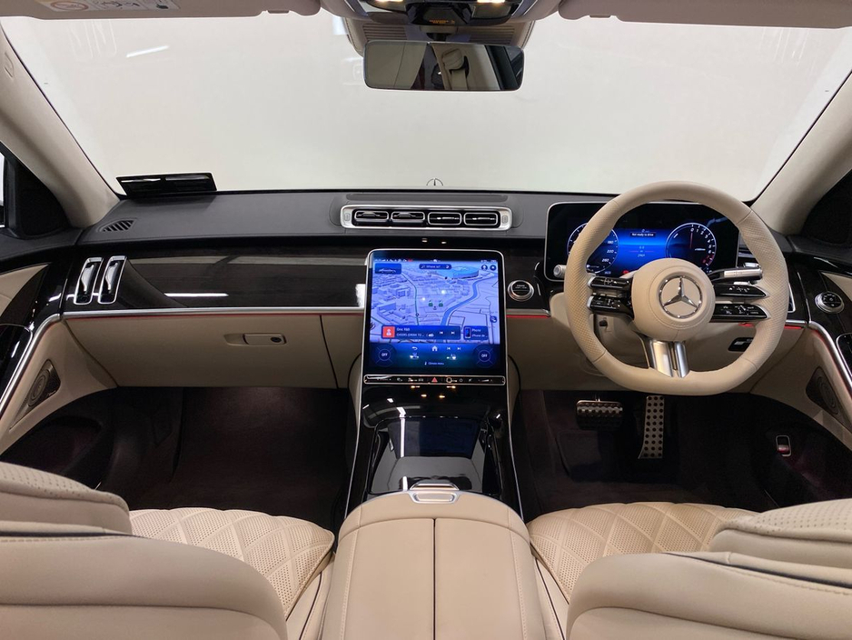 2025 Mercedes-Benz S Class S 580 e AMG Line | Long Wheel Base, Electric Panoramic Sunroof, Reversing Camera, 360-degree Reversing Camera €144,950