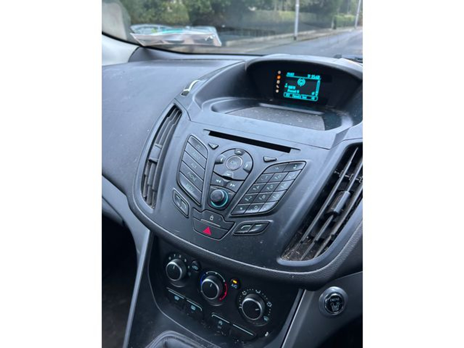 2015 Ford Kuga 2.0 TDCI Zetec 2WD *SALE AGREED* €6,950