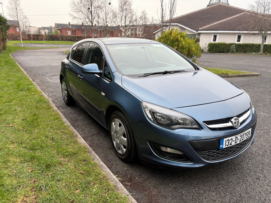 2013 Opel Astra 1.3 CDTI ECOFLEX DESIGN 95PS 5DR €3,950