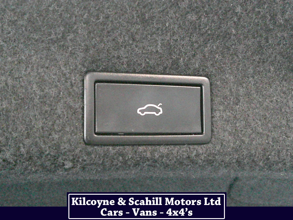 2018 Volkswagen Passat HIGHLINE 1.6 TDI MANUAL 6SPEED FWD 120HP 4DR €17,950