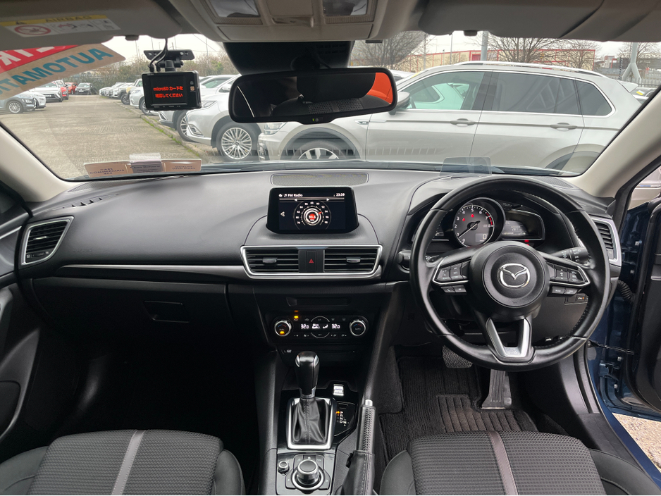 2019 Mazda Mazda3 AXELA AUTOMATIC 1.5 PETROL //HEAD UP DISPLAY//KEYLESS ENTRY//ADAPTIVE CRUISE CONTROL//REVERSE CAMERA// €16,950