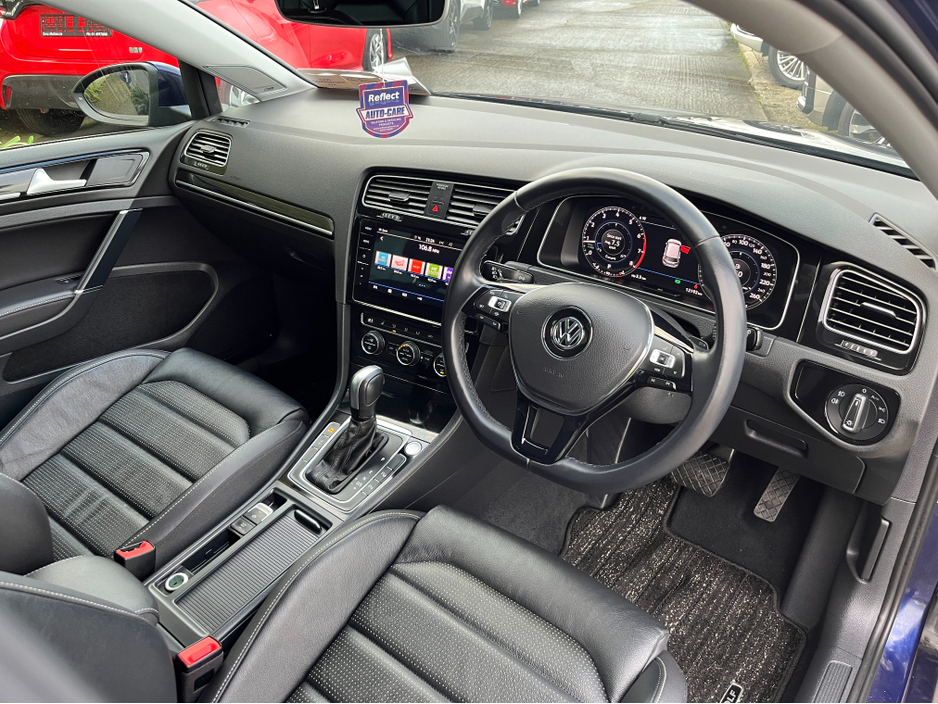 2020 Volkswagen Golf HIGHLINE MEISTER AUTOMATIC 1.4 PETROL //ONLY 7576 MILES//MASSIVE SPEC//DYNAUDIO SOUND SYSTEM//HEATED LEATHER SEATS//ELECTRIC DRIVERS SEAT//KEYLESS ENTRY// €24,950