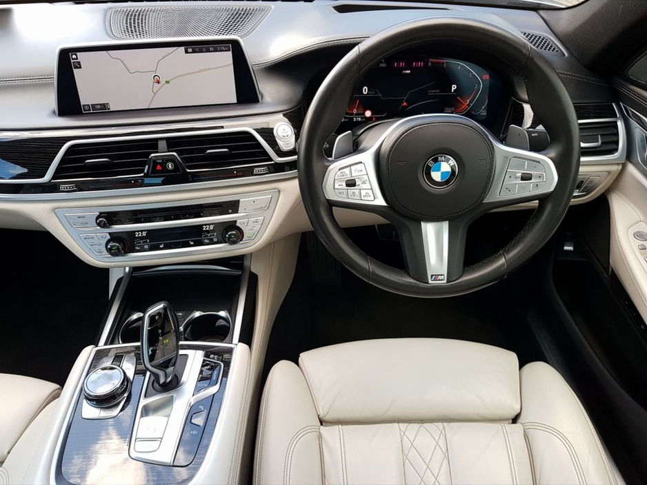 2019 BMW 7 Series 730d M Sport €54,995