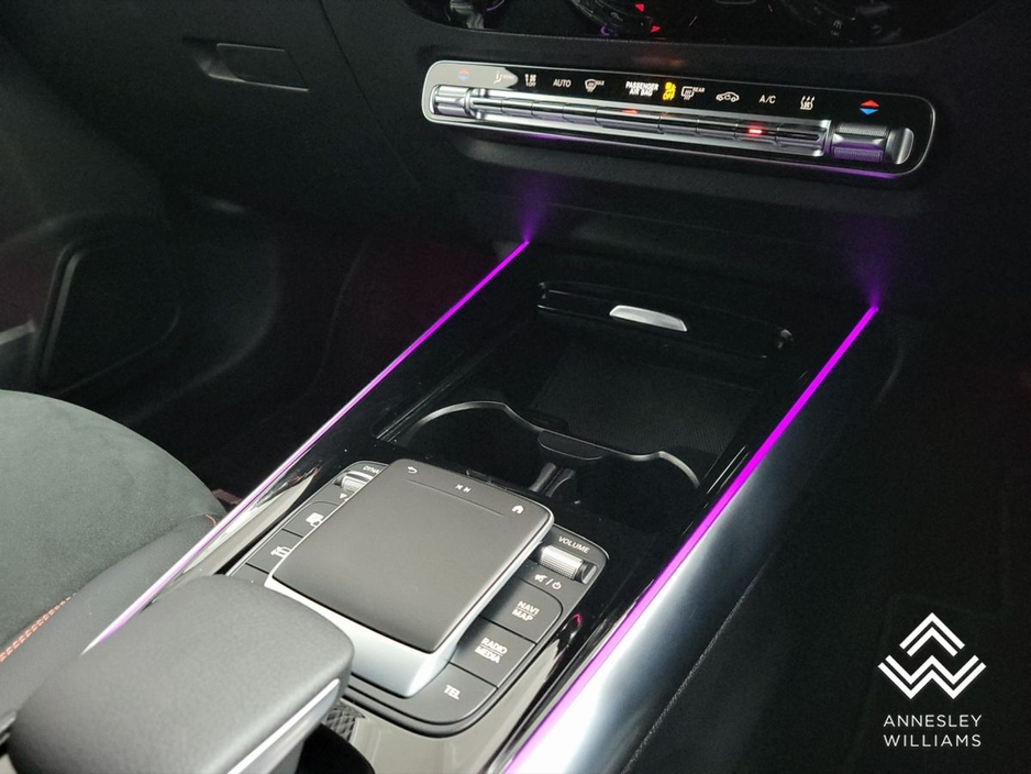 2021 Mercedes-Benz EQA EQA250 AMG Line 66.5 kWh €32,950