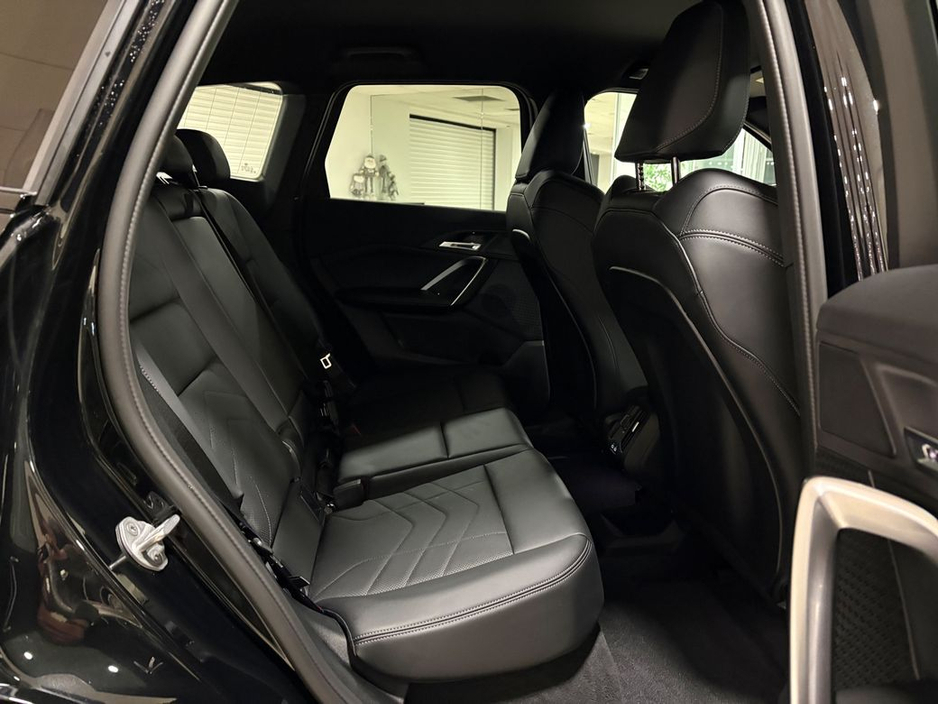 2025 BMW X1 25e M-SPORT PRO X-DRIVE=FULL LEATHER//ONLY 11000 MILES//AS NEW=BMW WARRANTY UNTIL 06/2028=TAILORED FINANCE PACKAGES AVAILABLE=TRADE IN'S WELCOME €52,995