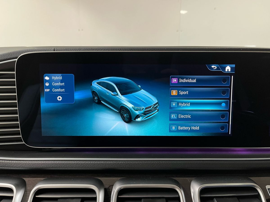 2026 Mercedes-Benz GLE Class 400e AMG 4Matic Coupe - 21 Inch Alloys - Reversing Camera - Panoramic Sunroof - Side Steps - Ambient Lighting - Sat Nav - Climate Control - Electric Heated Memory Seats - Keyless Start - Apple CarPlay €126,512